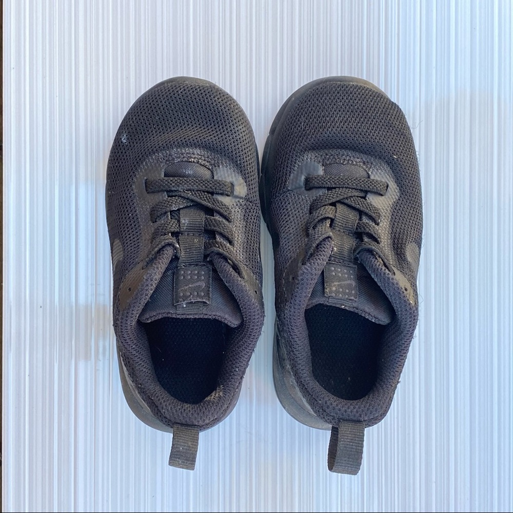 Toddler Nike shoes